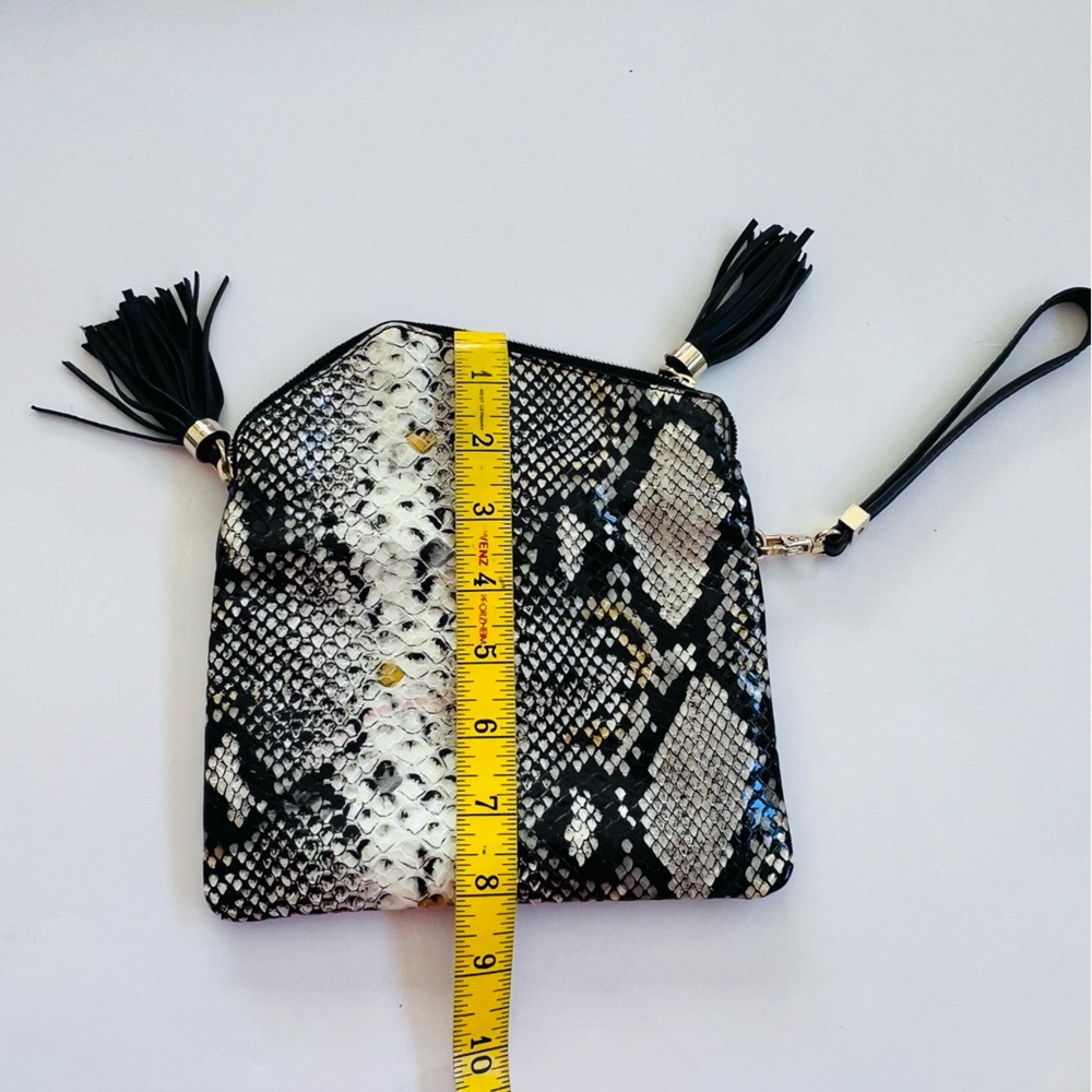 Henry Bendel NY snakeskin wristlet clutch bag - Picture 5 of 14